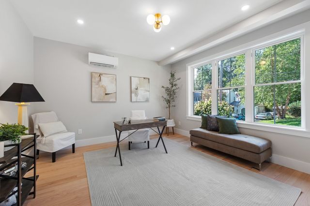 53 Hodge Rd, Arlington, MA 02474