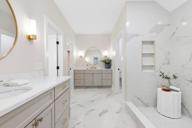 53 Hodge Rd, Arlington, MA 02474