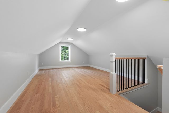 53 Hodge Rd, Arlington, MA 02474