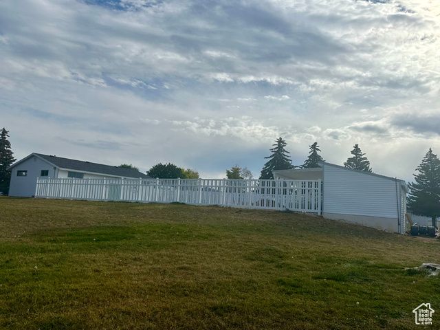 3078 S MALABLUE DR, Garden City, UT 84028