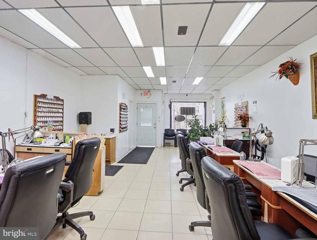 2517 WASHINGTON BLVD, Baltimore, MD 21230