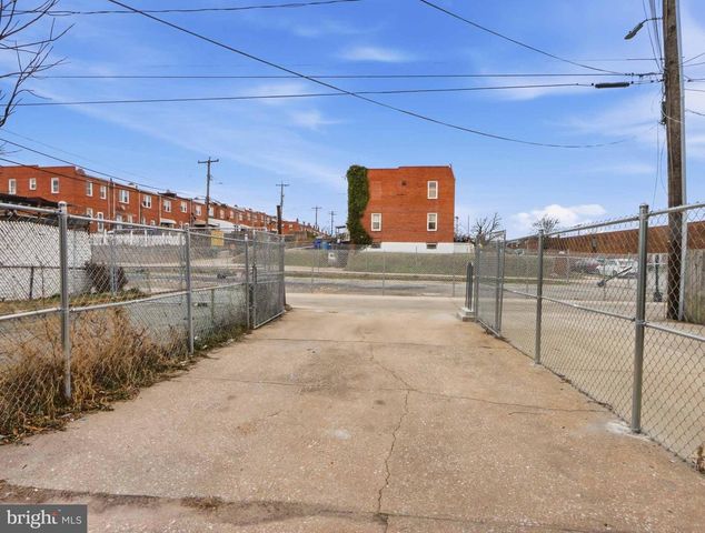 2517 WASHINGTON BLVD, Baltimore, MD 21230