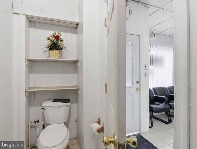 2517 WASHINGTON BLVD, Baltimore, MD 21230