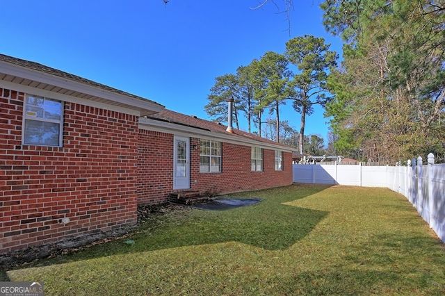 106 Glen Oaks Drive, Savannah, GA 31405