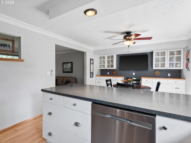2521 Ne 125TH St, Vancouver, WA 98686