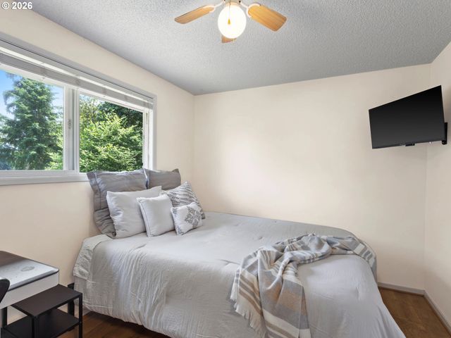 2521 Ne 125TH St, Vancouver, WA 98686