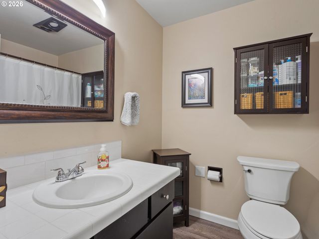 2521 Ne 125TH St, Vancouver, WA 98686