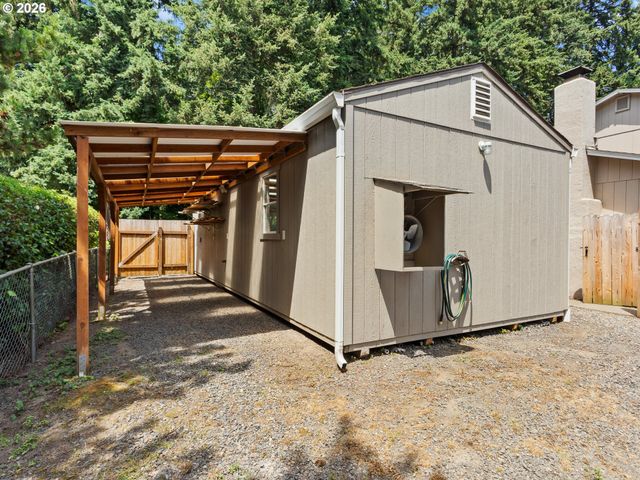 2521 Ne 125TH St, Vancouver, WA 98686