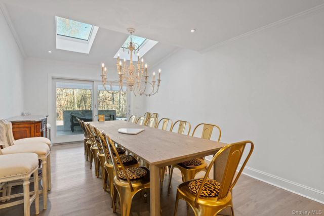 1824 Majors Path, Southampton, NY 11968