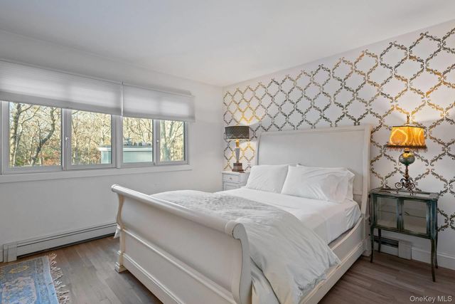 1824 Majors Path, Southampton, NY 11968