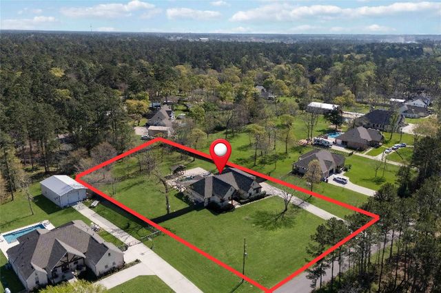 33510 Walnut Xing, Magnolia, TX 77355