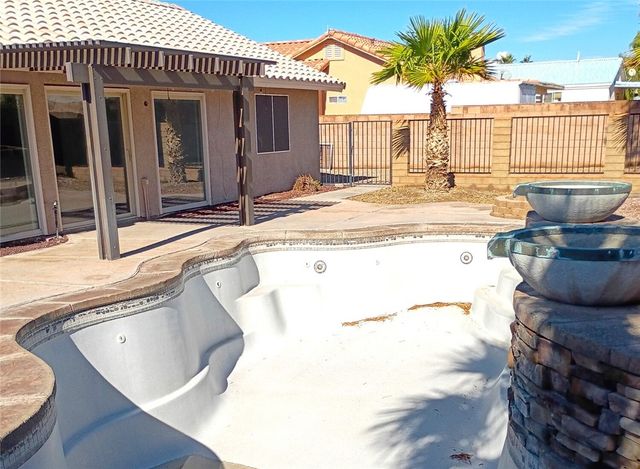 5218 S Amber Sands Drive, Fort Mohave, AZ 86426