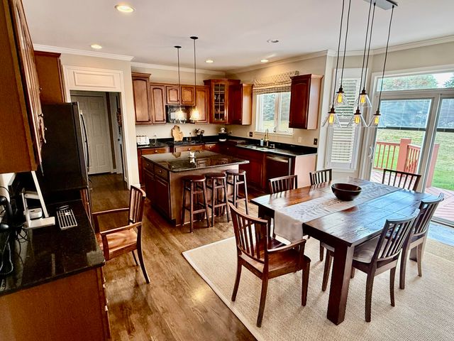 26393 Creekside Drive, New Hudson, MI 48165