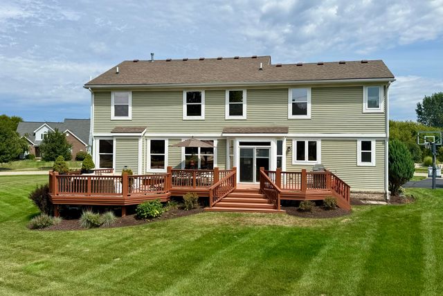 26393 Creekside Drive, New Hudson, MI 48165