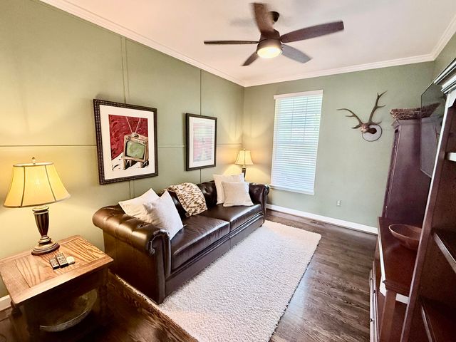 26393 Creekside Drive, New Hudson, MI 48165
