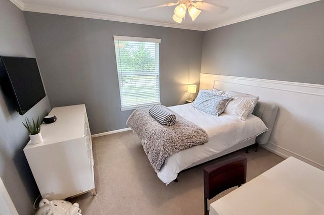 26393 Creekside Drive, New Hudson, MI 48165