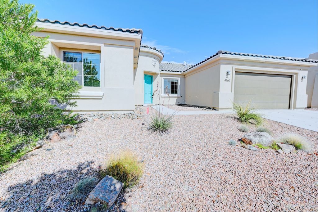 4162 ARBOLES BONITOS, Santa Fe, NM 87507