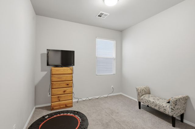 435 Adeline Avenue SW, Los Lunas, NM 87031