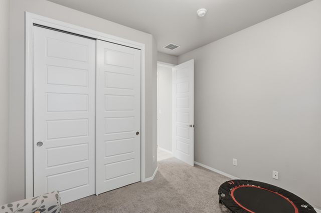 435 Adeline Avenue SW, Los Lunas, NM 87031