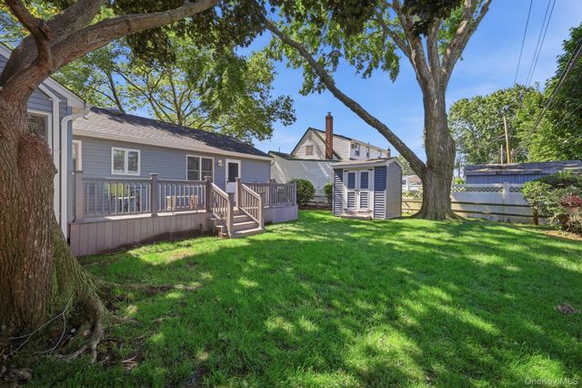38 Linwood Avenue, Farmingdale, NY 11735