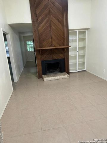 13136 Los Espanada, San Antonio, TX 78233