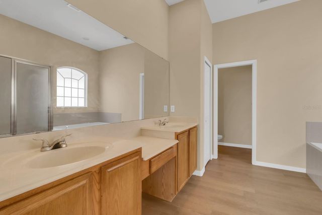 2827 SAND ARBOR CIRCLE, Orlando, FL 32824