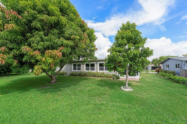 14598 SUNNY WATERS Lane, Delray Beach, FL 33484