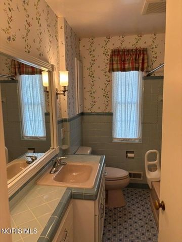 6603 Country Place, Sylvania, OH 43560