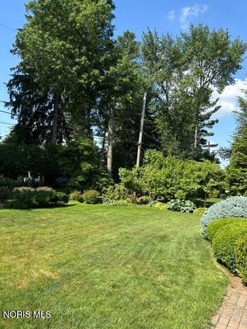 6603 Country Place, Sylvania, OH 43560