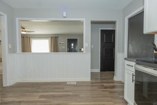 2812 Sandee Acres Court, Evansville, IN 47714