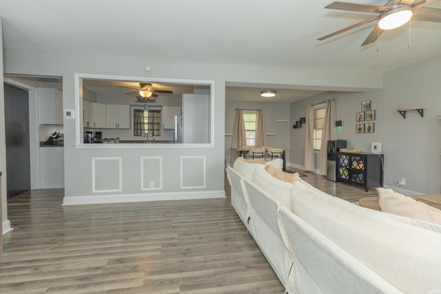 2812 Sandee Acres Court, Evansville, IN 47714