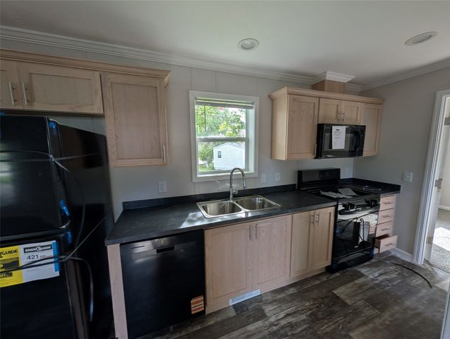 5149 HENDERSON Road 63, Erie, PA 16509