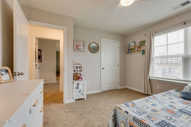 2556 Bridgeforth Crossing, Kingsport, TN 37664