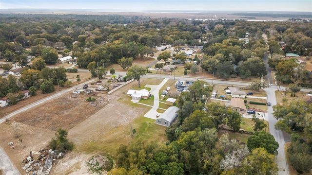 4745 GRAND AVENUE, De Leon Springs, FL 32130