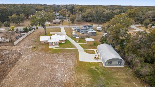 4745 GRAND AVENUE, De Leon Springs, FL 32130