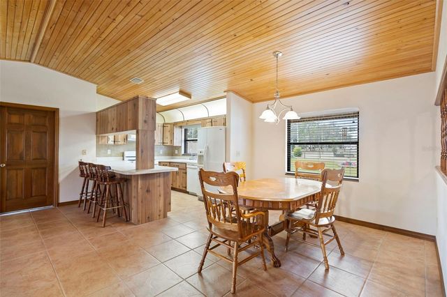 4745 GRAND AVENUE, De Leon Springs, FL 32130