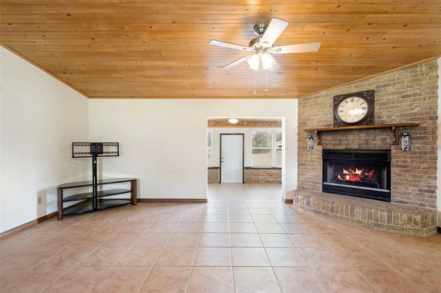 4745 GRAND AVENUE, De Leon Springs, FL 32130