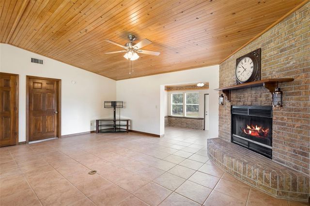 4745 GRAND AVENUE, De Leon Springs, FL 32130