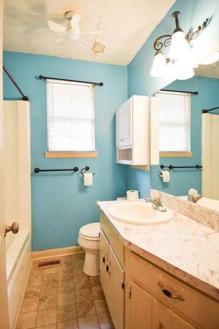 819 Hwy 52E, Portland, TN 37148