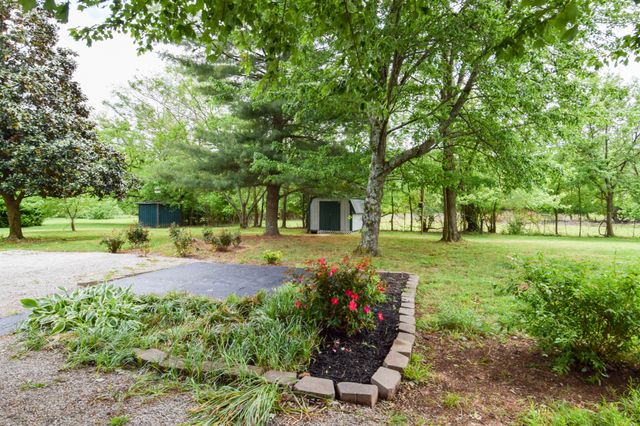 819 Hwy 52E, Portland, TN 37148