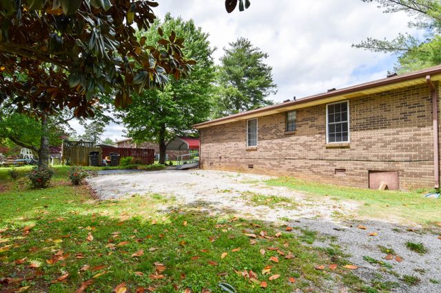 819 Hwy 52E, Portland, TN 37148