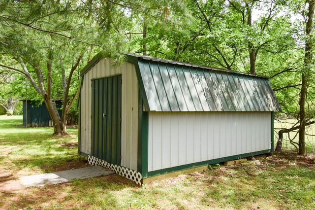 819 Hwy 52E, Portland, TN 37148