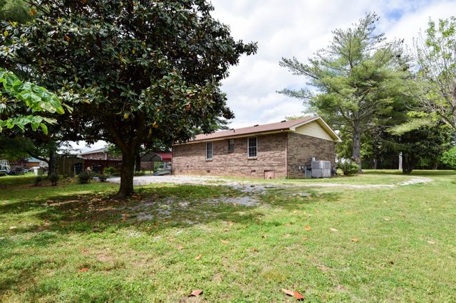 819 Hwy 52E, Portland, TN 37148