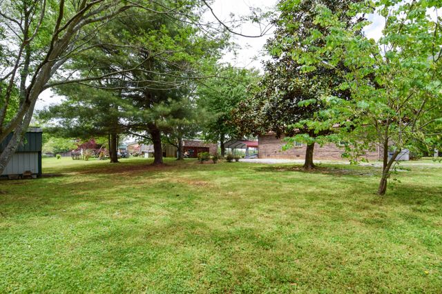 819 Hwy 52E, Portland, TN 37148