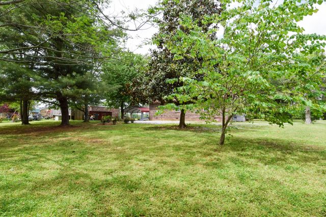 819 Hwy 52E, Portland, TN 37148