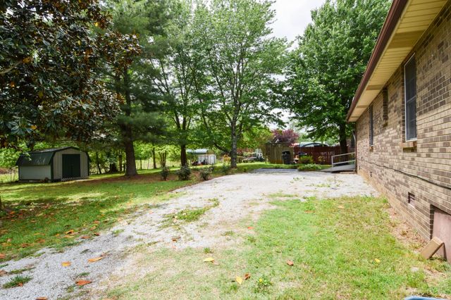 819 Hwy 52E, Portland, TN 37148