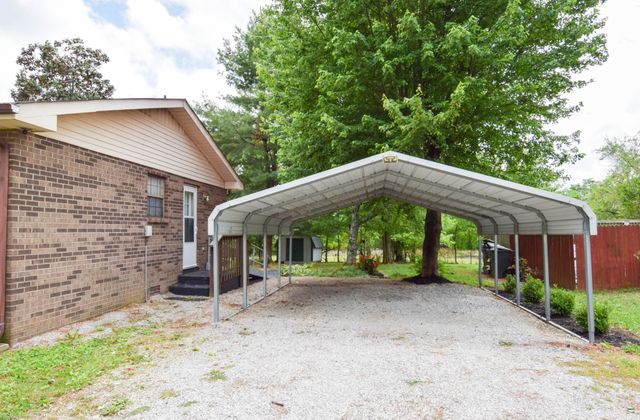 819 Hwy 52E, Portland, TN 37148