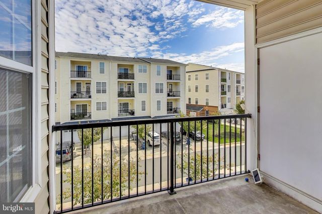 23516 HOPEWELL MANOR TER, Ashburn, VA 20148