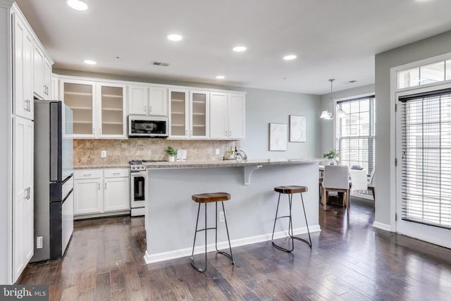 23516 HOPEWELL MANOR TER, Ashburn, VA 20148