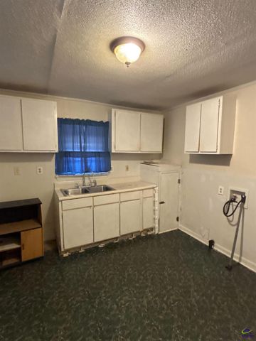 1861 Kitchens Road, Macon, GA 31211